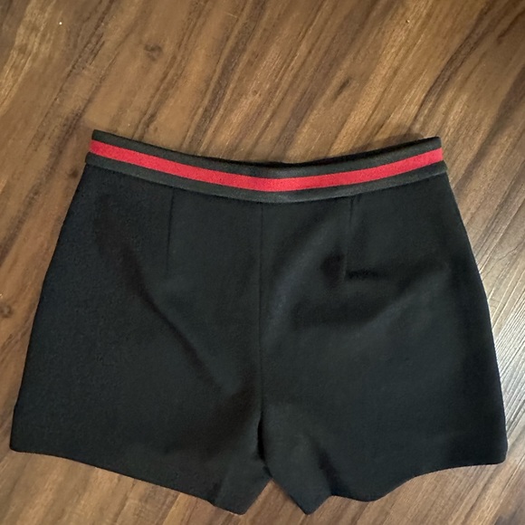 Women’s Gucci Shorts - Picture 3 of 5